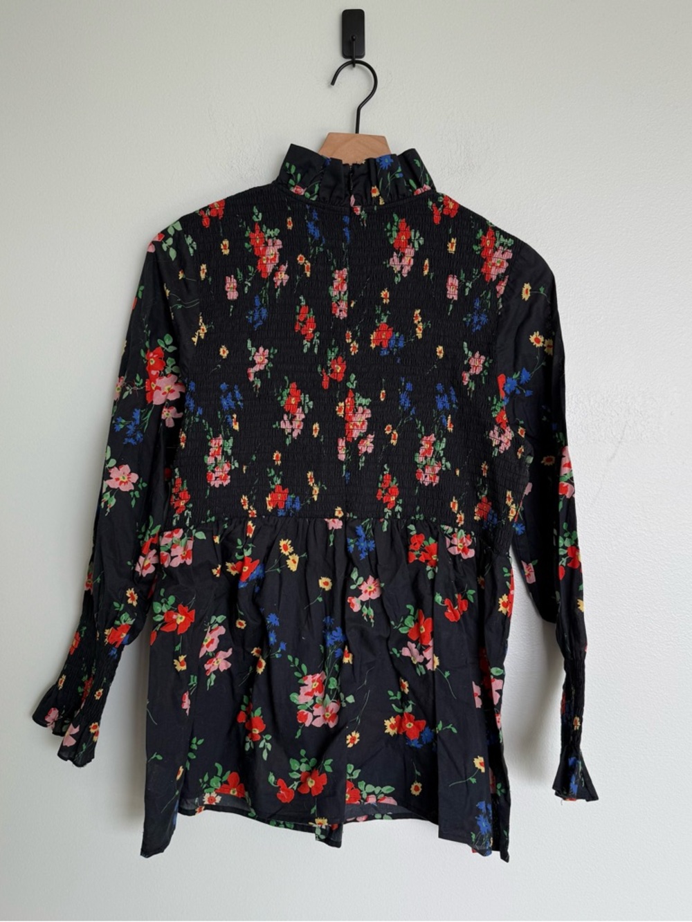 Tuckernuck After Light Amaryllis Rowen Floral Black Top Smocked Peplum - Picture 8 of 9